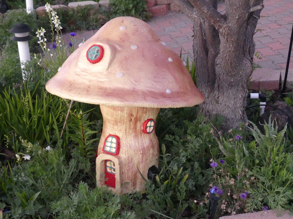 Fairy Garden Miniature Kit - Mushroom House Set of 6 pcs