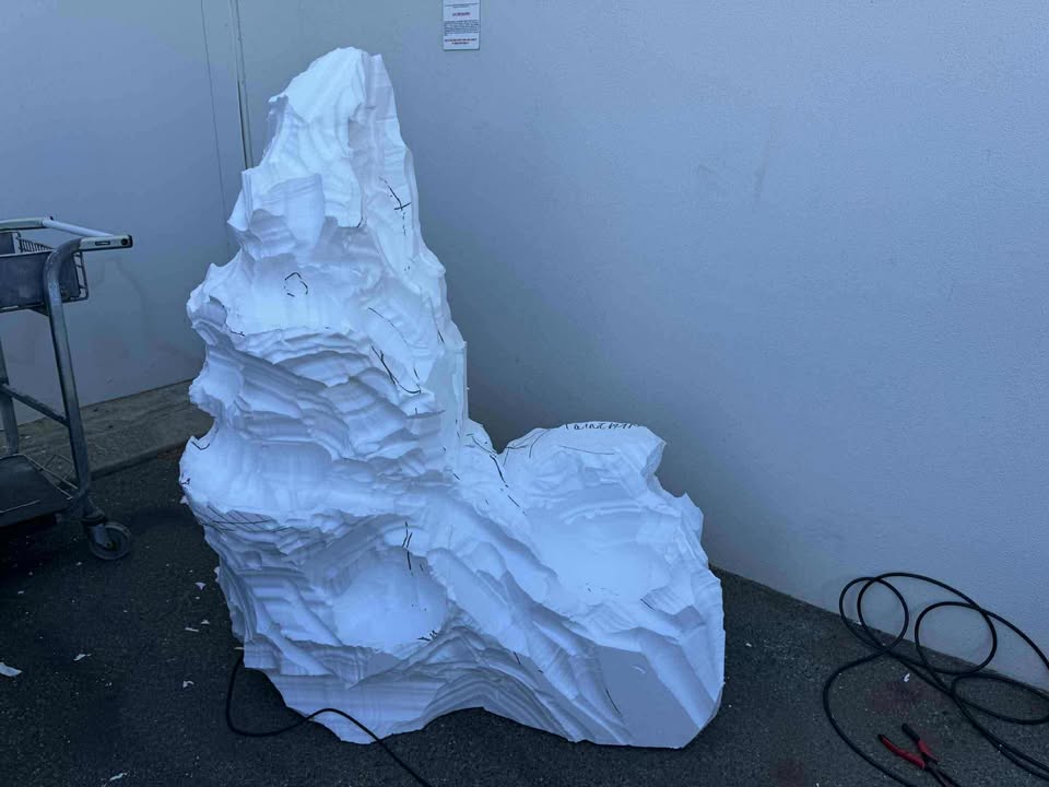 sculpting fake rocks out of eps foam